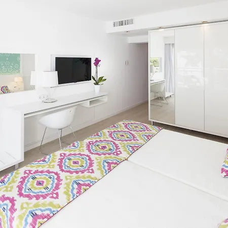 Grupotel Ibiza - Adults Only Hotel Portinatx