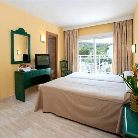 Grupotel Ibiza - Adults Only Hotel